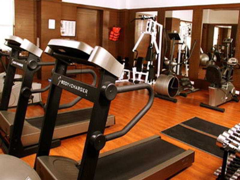 Greenpark Madrás Exterior foto A gym