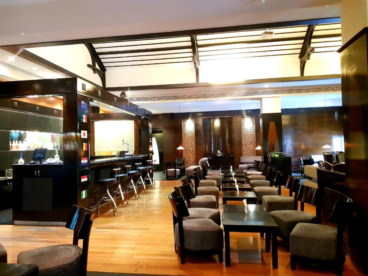 Greenpark Madrás Exterior foto The lounge at the airport